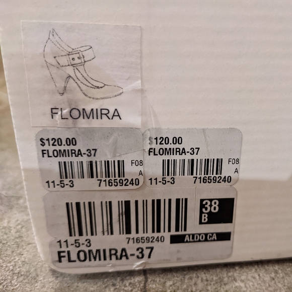 Stunning vintage Aldo leather heels women size 7 - Picture 6 of 6